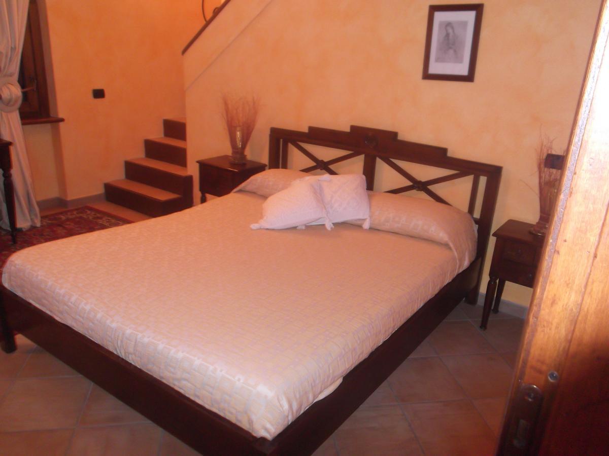Agriturismo Casal Grande Canepina Buitenkant foto